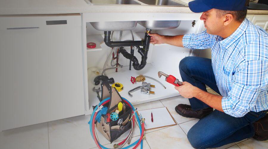 Professional sink repair in Monroe City, IN